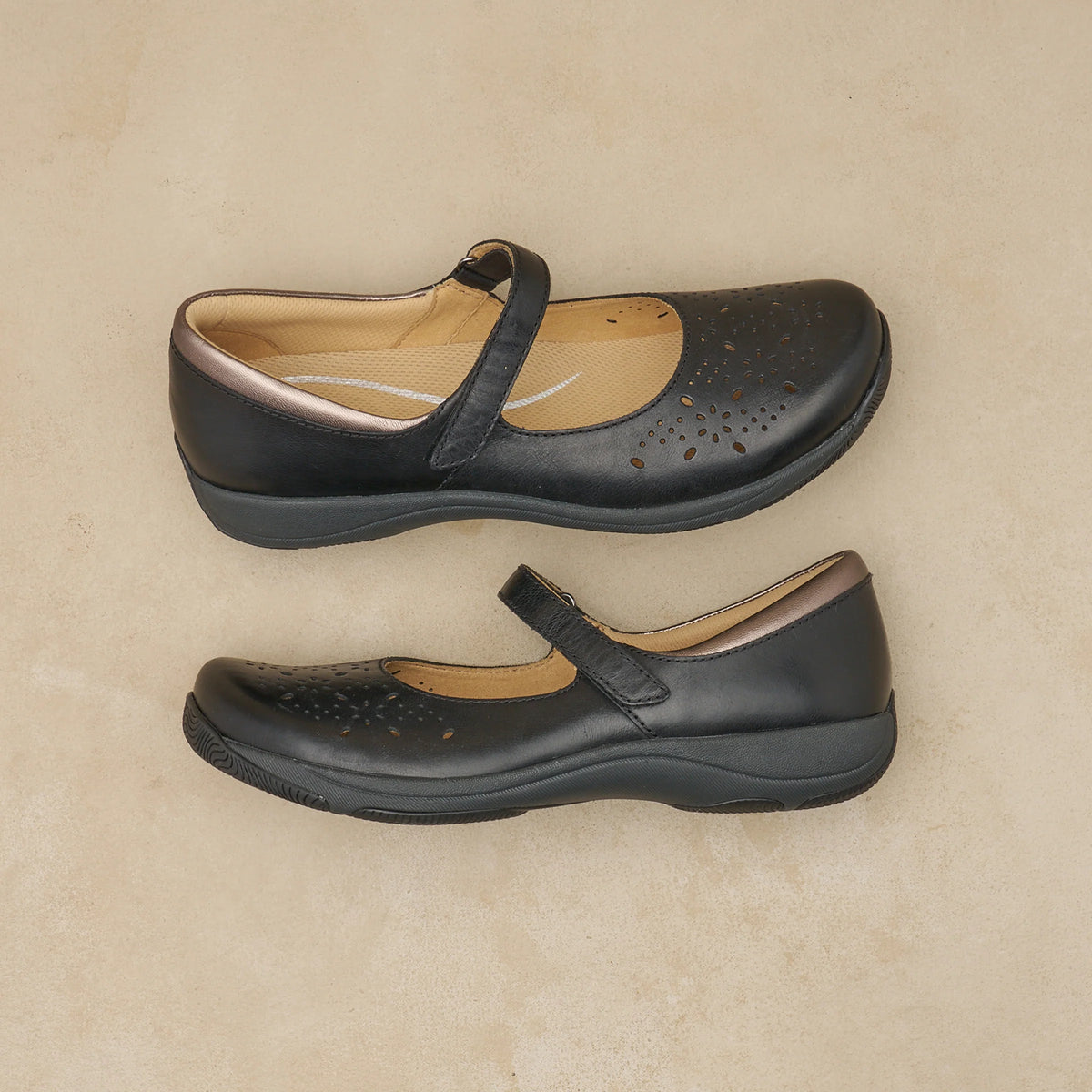 Dansko Stacy Waxy Burnished Black
