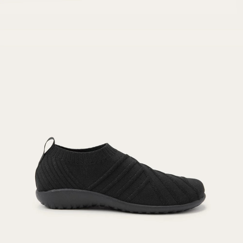 NAOT - Okahu - Blk w/Silver Knit - 1119363B